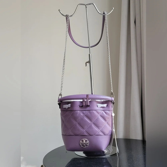 Tory Burch Handbags - Tory Burch Willa Mini Bucket Bag NWT